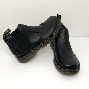Dr. Martens Mens size 10 Black Chelsea Boots Mint